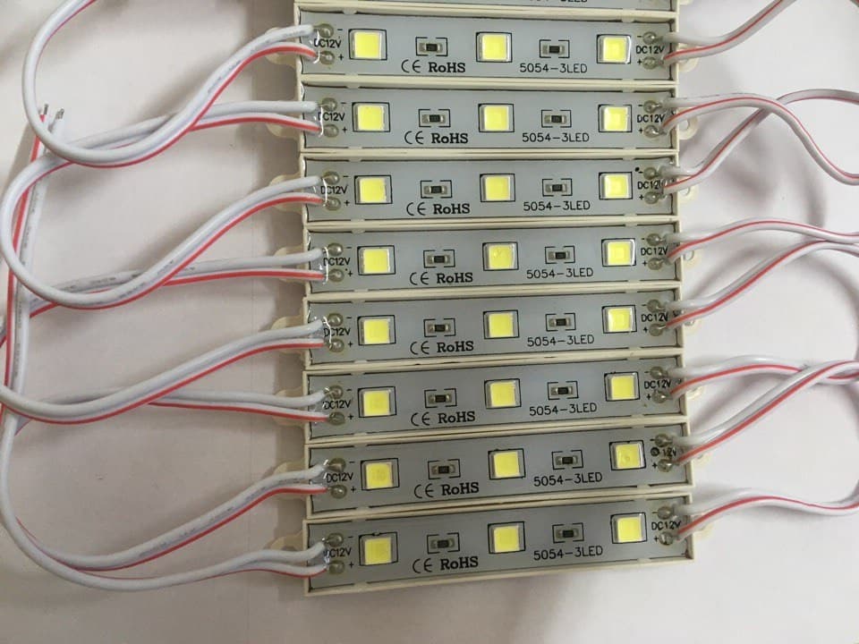 Модуль VOLUX 3SMD5054W белый ( 78х14х5мм) IP65 45 lm, 0,72Вт
